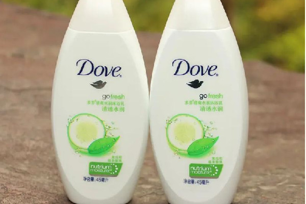 多芬洗發(fā)水對(duì)頭發(fā)好嗎 多芬洗發(fā)水適合干性頭發(fā)嗎 多芬洗發(fā)水對(duì)頭發(fā)好嗎 多芬洗發(fā)水適合干性頭發(fā)嗎