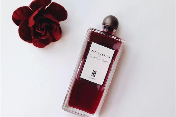 蘆丹氏柏林少女和孤兒怨哪款好聞 蘆丹氏柏林少女和孤女的區(qū)別是什么 蘆丹氏柏林少女和孤兒怨哪款好聞 蘆丹氏柏林少女和孤女的區(qū)別是什么