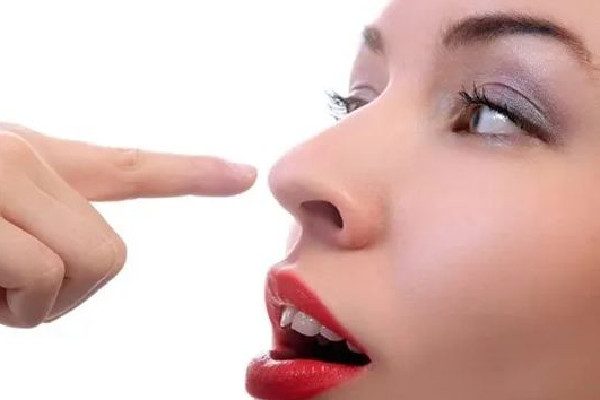 武漢韓式隆鼻整形正規(guī)醫(yī)院 武漢韓式隆鼻價(jià)格 武漢韓式隆鼻整形正規(guī)醫(yī)院 武漢韓式隆鼻價(jià)格