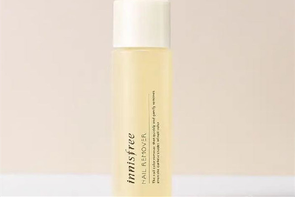 卸甲水可以卸美甲店做的指甲嗎 卸甲水可以卸掉甲油膠嗎 卸甲水可以卸美甲店做的指甲嗎 卸甲水可以卸掉甲油膠嗎