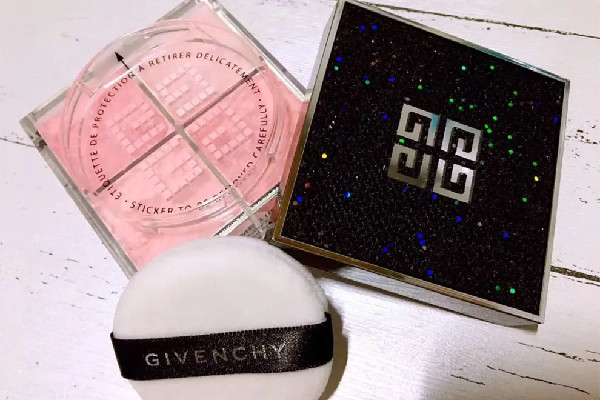 紀(jì)梵希散粉怎么看生產(chǎn)日期和保質(zhì)期 紀(jì)梵希散粉放水里真的可以防水嗎 紀(jì)梵希散粉怎么看生產(chǎn)日期和保質(zhì)期 紀(jì)梵希散粉放水里真的可以防水嗎