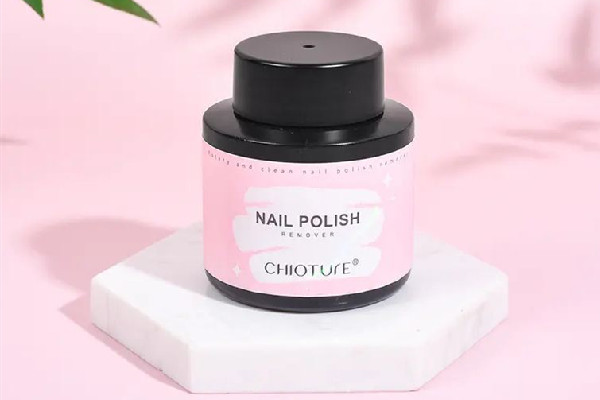 卸甲水使皮膚變皺會好嗎 卸甲水為什么會除膠 卸甲水使皮膚變皺會好嗎 卸甲水為什么會除膠