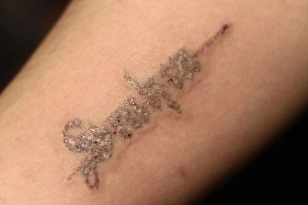 江漢路步行街眾刺紋畫·穿刺·洗紋身·遮蓋店洗紋身會(huì)疼嗎 洗紋身的方法有幾種 江漢路步行街眾刺紋畫·穿刺·洗紋身·遮蓋店洗紋身會(huì)疼嗎 洗紋身的方法有幾種