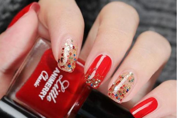 甲油膠有顆粒雜質(zhì)怎么回事 甲油膠有顆粒雜質(zhì)怎么補(bǔ)救 甲油膠有顆粒雜質(zhì)怎么回事 甲油膠有顆粒雜質(zhì)怎么補(bǔ)救