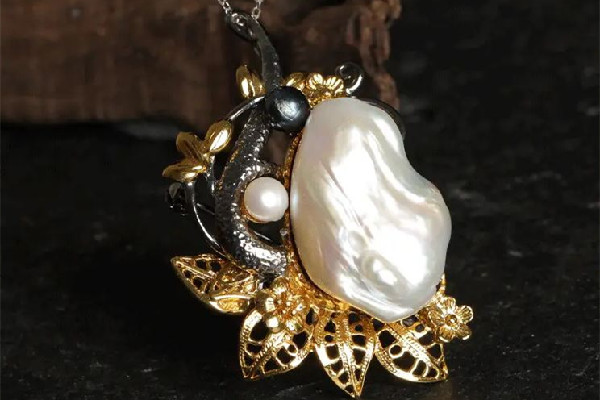 巴洛克珍珠什么顏色價(jià)值最高 巴洛克珍珠是白色貴還是彩色貴 巴洛克珍珠什么顏色價(jià)值最高 巴洛克珍珠是白色貴還是彩色貴