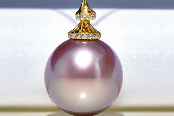 淡水珍珠怎么辨別真假 淡水珍珠會不會掉皮 淡水珍珠怎么辨別真假 淡水珍珠會不會掉皮