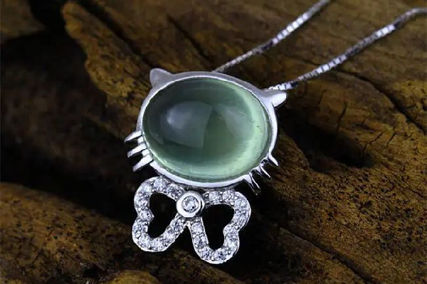 葡萄石的寓意和靈性 葡萄石有辟邪的作用嗎 葡萄石的寓意和靈性 葡萄石有辟邪的作用嗎