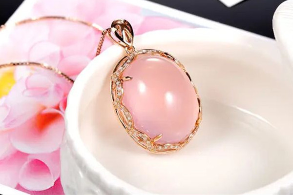 芙蓉石要不要消磁 芙蓉石消磁有幾種方法 芙蓉石要不要消磁 芙蓉石消磁有幾種方法