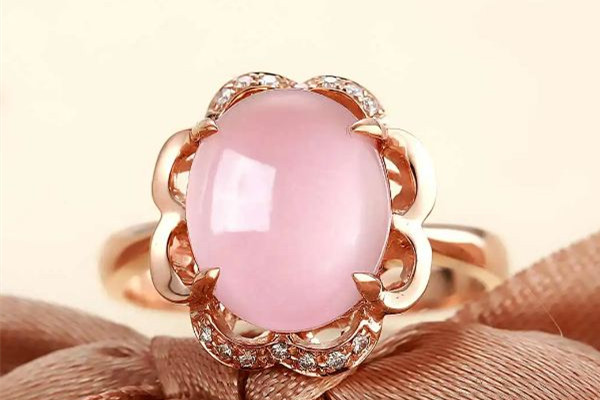 芙蓉石戴久了會認(rèn)主嗎 芙蓉石戴多久可以開運 芙蓉石戴久了會認(rèn)主嗎 芙蓉石戴多久可以開運