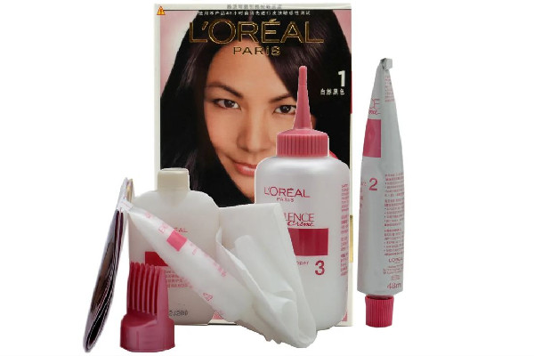 染發(fā)劑要加雙氧奶嗎 染發(fā)劑調(diào)配好能放多久 染發(fā)劑要加雙氧奶嗎 染發(fā)劑調(diào)配好能放多久