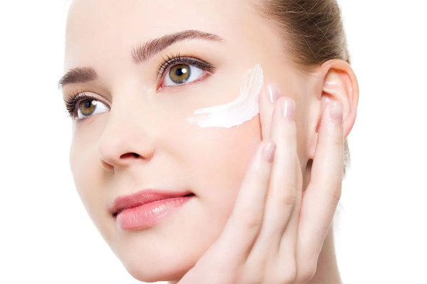 水果湖愛(ài)漾皮膚管理中心眼部護(hù)理做的怎么樣 眼部護(hù)理可以去除眼袋嗎 水果湖愛(ài)漾皮膚管理中心眼部護(hù)理做的怎么樣 眼部護(hù)理可以去除眼袋嗎