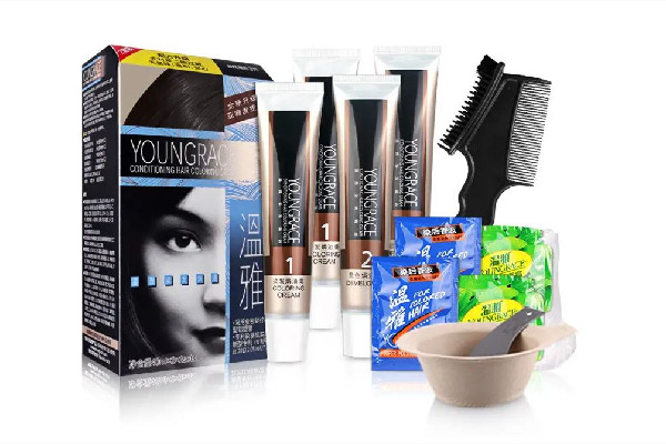 染發(fā)劑的氣味對人體有害嗎 染發(fā)劑為什么味道刺鼻 染發(fā)劑的氣味對人體有害嗎 染發(fā)劑為什么味道刺鼻