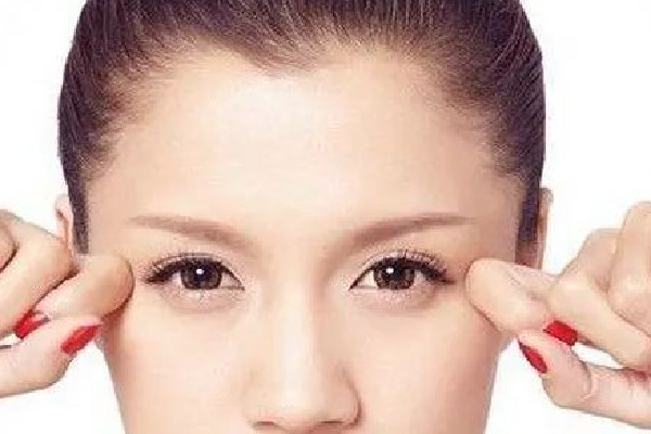 水果湖愛(ài)漾皮膚管理中心眼部護(hù)理做的怎么樣 眼部護(hù)理可以去除眼袋嗎 水果湖愛(ài)漾皮膚管理中心眼部護(hù)理做的怎么樣 眼部護(hù)理可以去除眼袋嗎