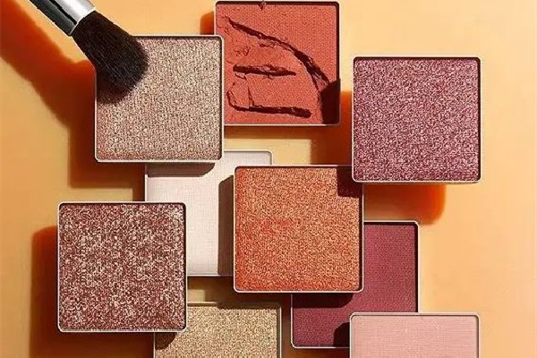 完美日記九色眼影盤哪個好看 完美日記九色眼影盤推薦 完美日記九色眼影盤哪個好看 完美日記九色眼影盤推薦