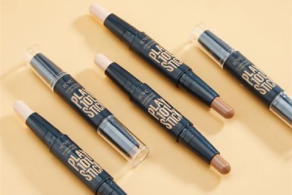 修容棒怎么修飾眼袋 修容棒可以直接涂臉上嗎 修容棒怎么修飾眼袋 修容棒可以直接涂臉上嗎