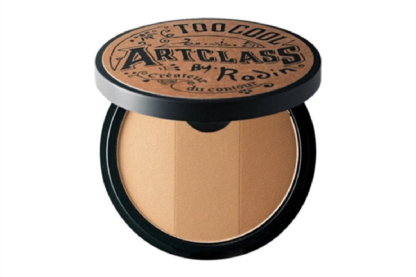 修容粉用什么刷子 修容粉可以用美妝蛋按壓嗎 修容粉用什么刷子 修容粉可以用美妝蛋按壓嗎