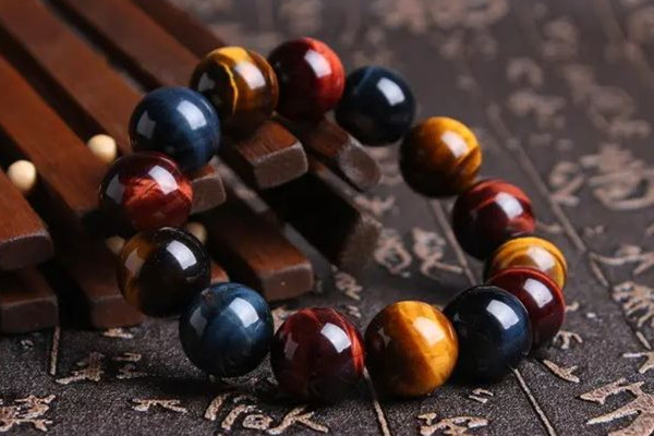 虎眼石多少顆一串好 虎眼石多少顆多講究嗎 虎眼石多少顆一串好 虎眼石多少顆多講究嗎