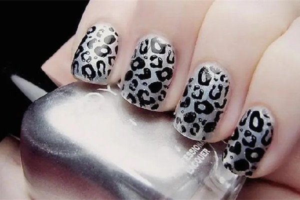 積玉橋美藝美妝美甲美睫店做美甲感覺(jué)好不好 做美甲會(huì)讓甲床變長(zhǎng)嗎 積玉橋美藝美妝美甲美睫店做美甲感覺(jué)好不好 做美甲會(huì)讓甲床變長(zhǎng)嗎