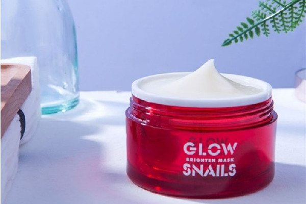 睡眠面膜可以當(dāng)身體乳來(lái)涂嗎 睡眠面膜可以用在手上嗎 睡眠面膜可以當(dāng)身體乳來(lái)涂嗎 睡眠面膜可以用在手上嗎