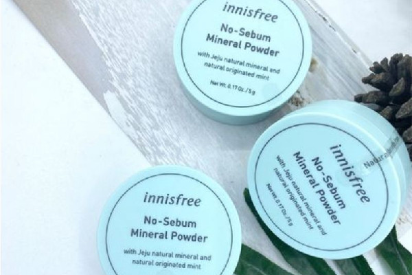 悅詩(shī)風(fēng)吟散粉是珠光還是啞光的 悅詩(shī)風(fēng)吟散粉適合油皮嗎 悅詩(shī)風(fēng)吟散粉是珠光還是啞光的 悅詩(shī)風(fēng)吟散粉適合油皮嗎