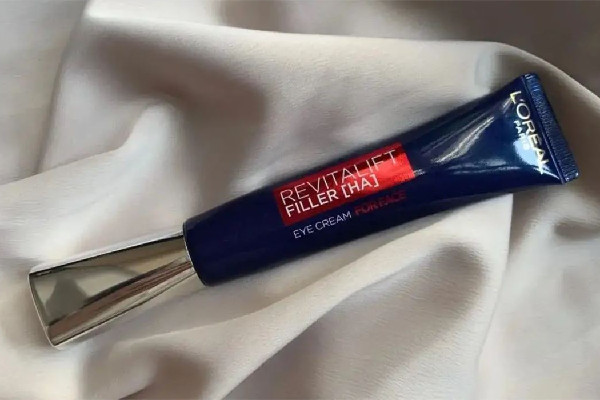 歐萊雅紫熨斗眼霜和雅詩蘭黛眼霜哪個好用 歐萊雅紫熨斗眼霜可以去細紋嗎 歐萊雅紫熨斗眼霜和雅詩蘭黛眼霜哪個好用 歐萊雅紫熨斗眼霜可以去細紋嗎