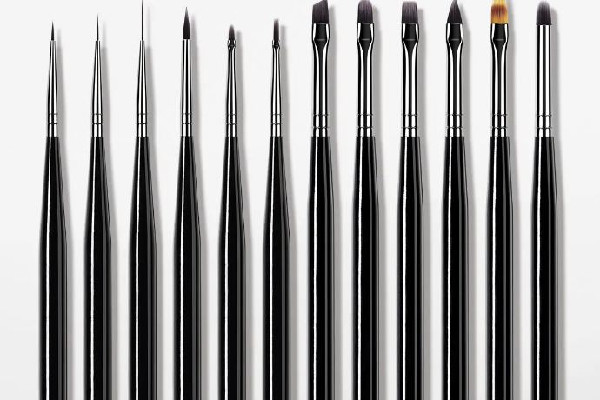 美甲筆的種類和用法 美甲筆是涂什么的 美甲筆的種類和用法 美甲筆是涂什么的
