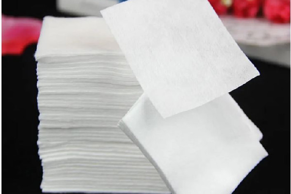 卸妝棉薄的好還是厚的好 卸妝棉薄款和厚款的區(qū)別 卸妝棉薄的好還是厚的好 卸妝棉薄款和厚款的區(qū)別