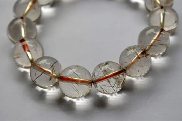 發(fā)晶是天然的水晶嗎 發(fā)晶和黃水晶哪個更旺財 發(fā)晶是天然的水晶嗎 發(fā)晶和黃水晶哪個更旺財