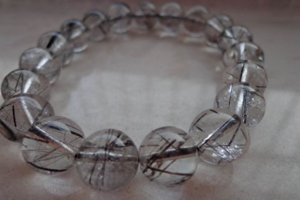 發(fā)晶的功效和作用 發(fā)晶可以辟邪嗎 發(fā)晶的功效和作用 發(fā)晶可以辟邪嗎