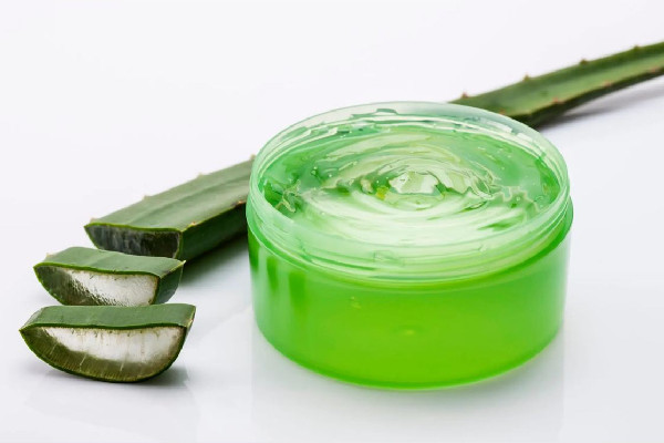 新鮮蘆薈怎樣制作蘆薈膠 新鮮蘆薈和雞蛋清可以敷臉嗎 新鮮蘆薈怎樣制作蘆薈膠 新鮮蘆薈和雞蛋清可以敷臉嗎