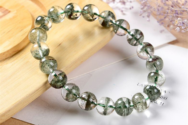 綠幽靈怎么看真假 綠幽靈會(huì)有假貨嗎 綠幽靈怎么看真假 綠幽靈會(huì)有假貨嗎