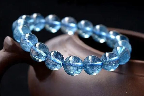 藍水晶的功效和作用 藍水晶可以轉(zhuǎn)運嗎 藍水晶的功效和作用 藍水晶可以轉(zhuǎn)運嗎