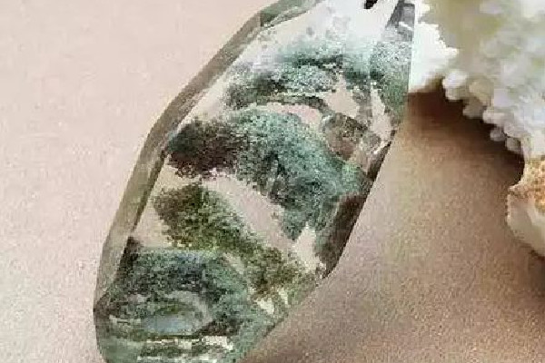 綠幽靈怎么看真假 綠幽靈會(huì)有假貨嗎 綠幽靈怎么看真假 綠幽靈會(huì)有假貨嗎