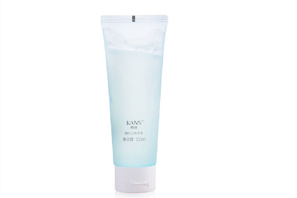 去角質(zhì)啫喱會讓角質(zhì)變薄嗎 去角質(zhì)啫喱對皮膚好還是不好