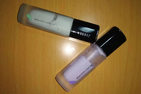 滋色隔離霜會(huì)悶痘嗎 滋色隔離霜有副作用嗎 滋色隔離霜會(huì)悶痘嗎 滋色隔離霜有副作用嗎