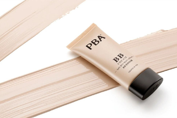 BB霜是干嘛的 BB霜是隔離霜還是粉底液 BB霜是干嘛的 BB霜是隔離霜還是粉底液