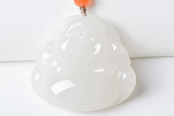 玉佛吊墜有什么忌諱 玉佛吊墜有牙齒好不好 玉佛吊墜有什么忌諱 玉佛吊墜有牙齒好不好