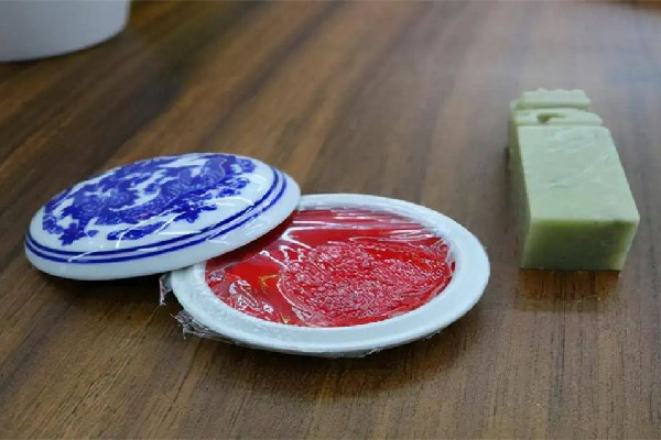 龍泉印泥多少錢一克 龍泉印泥有收藏價(jià)值嗎 龍泉印泥多少錢一克 龍泉印泥有收藏價(jià)值嗎