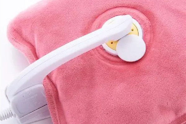 暖手袋充電時間需要多長 暖手袋充電會發(fā)熱嗎 暖手袋充電時間需要多長 暖手袋充電會發(fā)熱嗎