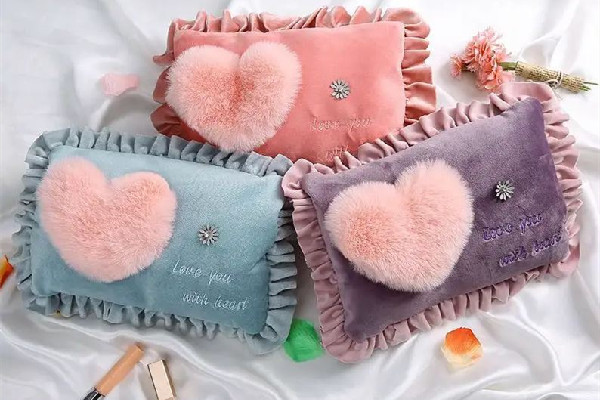 暖手袋充電時間需要多長 暖手袋充電會發(fā)熱嗎 暖手袋充電時間需要多長 暖手袋充電會發(fā)熱嗎