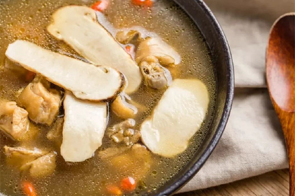 鴿子湯對(duì)傷口愈合有好處嗎 鴿子湯適合手術(shù)后的人喝嗎 鴿子湯對(duì)傷口愈合有好處嗎 鴿子湯適合手術(shù)后的人喝嗎