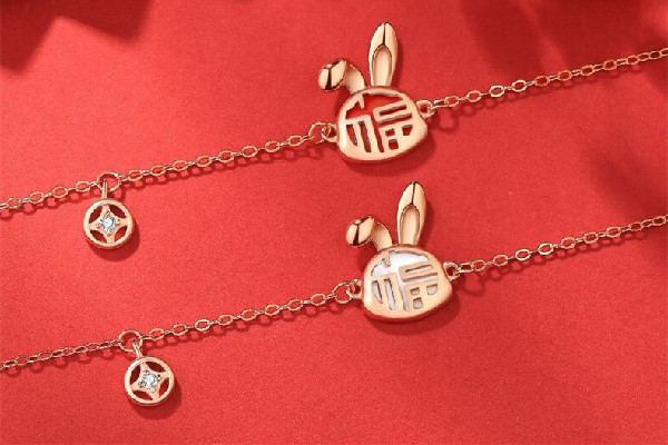 兔年本命年男性佩戴什么好 兔年本命年男性可以戴貔貅嗎 兔年本命年男性佩戴什么好 兔年本命年男性可以戴貔貅嗎