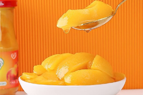 黃桃罐頭可以放多久 黃桃罐頭過(guò)期了還能吃嗎 黃桃罐頭可以放多久 黃桃罐頭過(guò)期了還能吃嗎