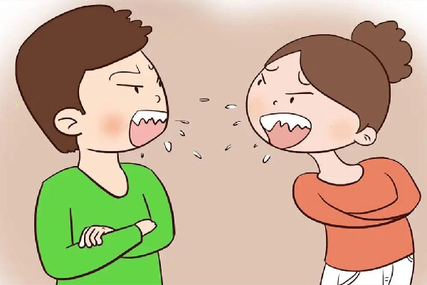 夫妻吵架孩子獨自被鎖車內(nèi)大哭 夫妻吵架對孩子的影響有多大