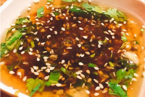 油碟蘸料怎么調(diào) 油碟可以用香油代替嗎 油碟蘸料怎么調(diào) 油碟可以用香油代替嗎