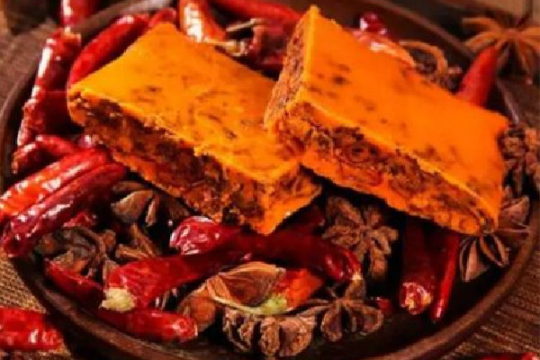 牛油火鍋底料哪個(gè)牌子最正宗好吃 牛油火鍋底料哪個(gè)牌子好 牛油火鍋底料哪個(gè)牌子最正宗好吃 牛油火鍋底料哪個(gè)牌子好