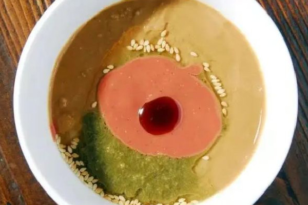 麻醬碟怎么打 麻醬蘸料用水調(diào)好還是油調(diào)好 麻醬碟怎么打 麻醬蘸料用水調(diào)好還是油調(diào)好