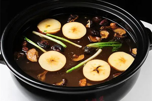 菌湯火鍋減肥可以吃嗎 菌湯火鍋和番茄鍋哪個(gè)好吃 菌湯火鍋減肥可以吃嗎 菌湯火鍋和番茄鍋哪個(gè)好吃