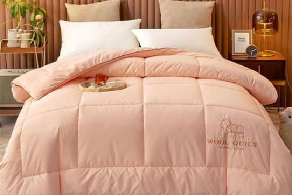 羊絨被被壓縮后可以恢復(fù)原狀嗎 羊絨被可以重新加工嗎 羊絨被被壓縮后可以恢復(fù)原狀嗎 羊絨被可以重新加工嗎