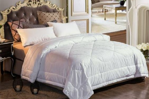 羊絨被會(huì)滋生螨蟲(chóng)嗎 羊絨被怎么晾曬